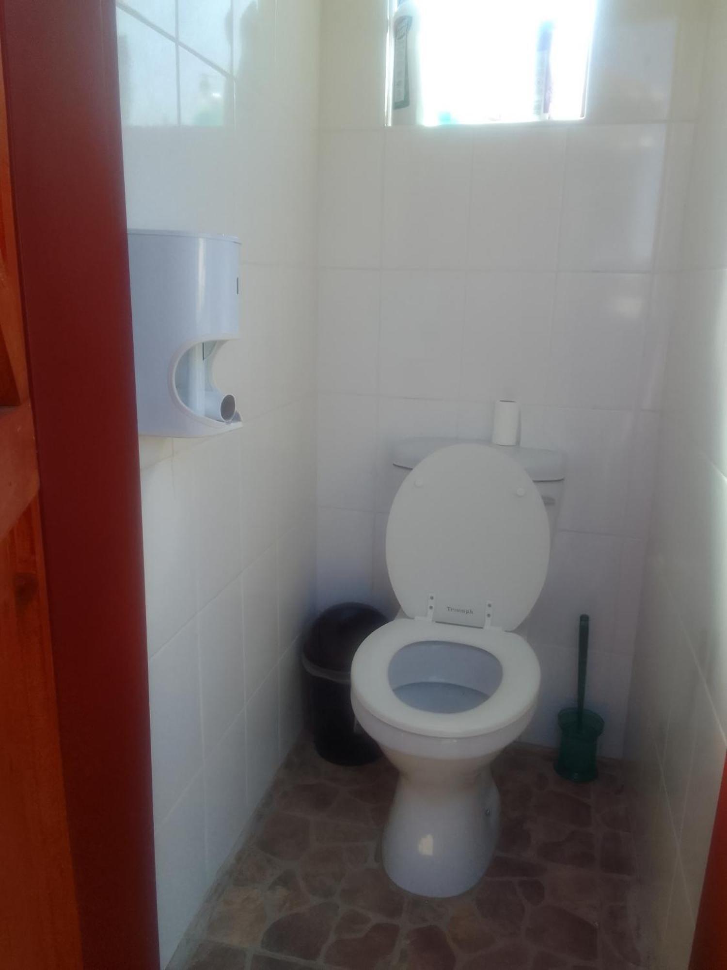 Birdville Bnb Guest House Gaborone Exterior foto